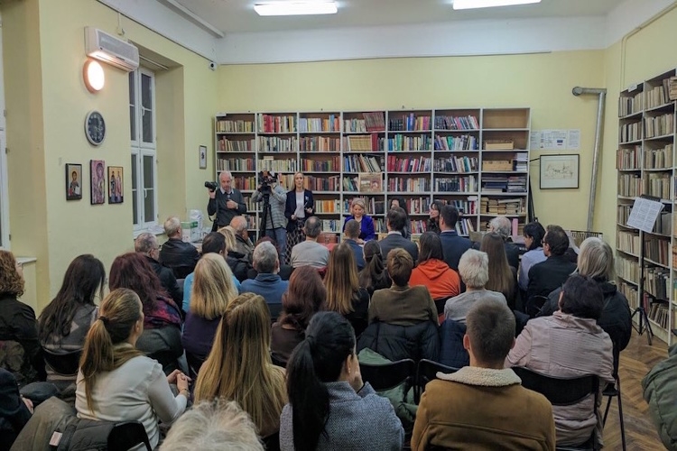 ПРОМОЦИЈА ПРЕВОДА КЊИГЕ О ЈАКОБУ ХЕНЕМАНУ У ГРАДСКОЈ БИБЛИОТЕЦИ ВРШАЦ